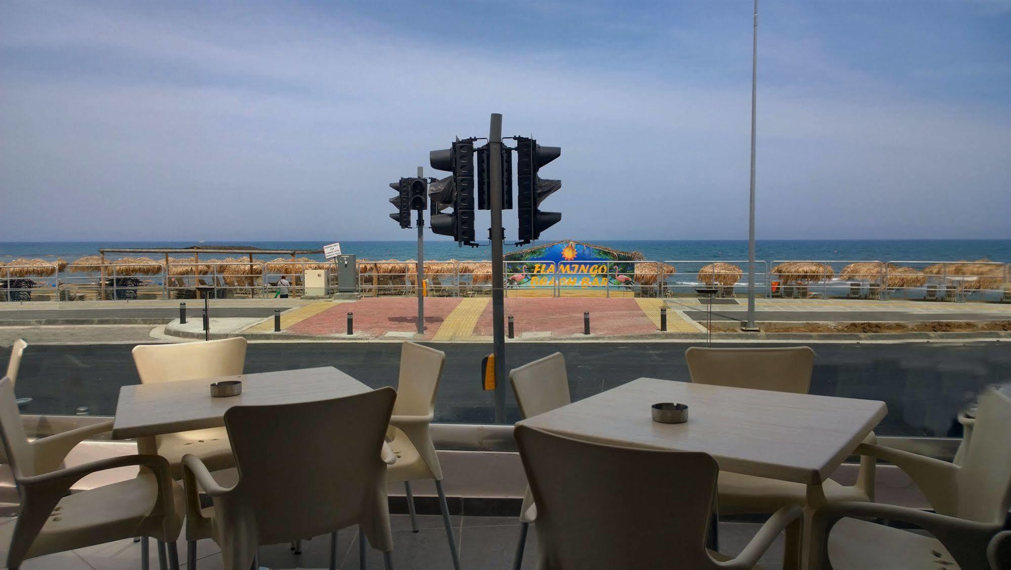 Mackenzie Beach Hotel Ларнака Екстер'єр фото